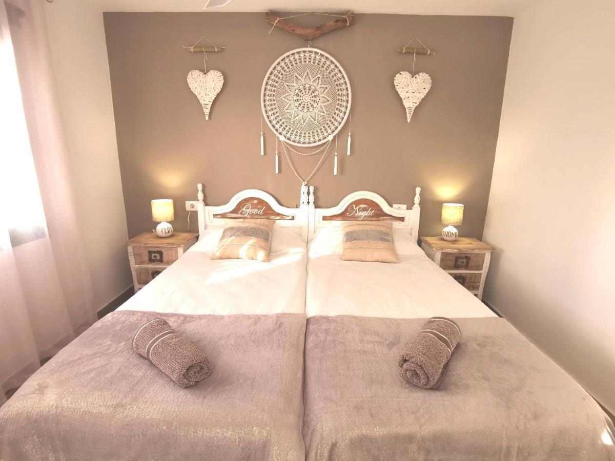 Appartement Puerta Del Sol Casa Lily Caleta de Fuste Extérieur photo